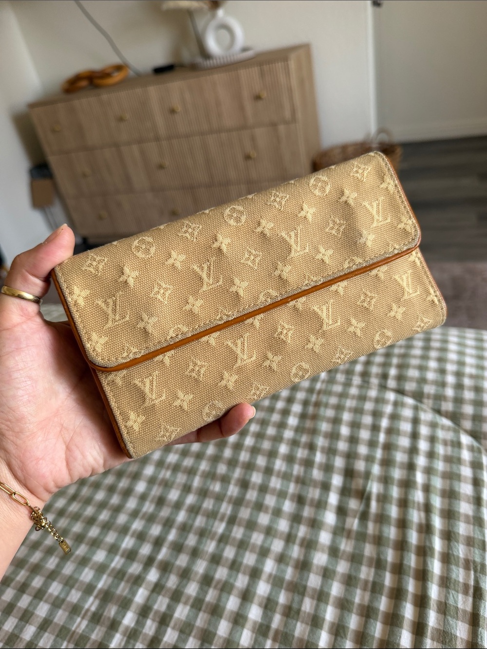 Louis Vuitton Beige Monogram Mini Lin Porte Tresor International Wallet